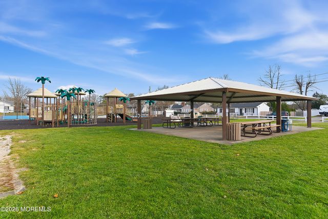 1409 Broadway Boulevard, Toms River, NJ 08757