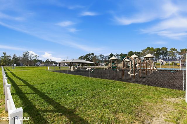 1409 Broadway Boulevard, Toms River, NJ 08757