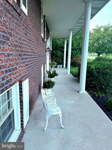 2650 OBERLIN DR, York, PA 17404