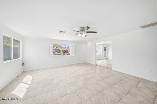 1734 W WOOD Drive, Phoenix, AZ 85029