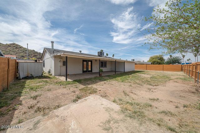 1734 W WOOD Drive, Phoenix, AZ 85029