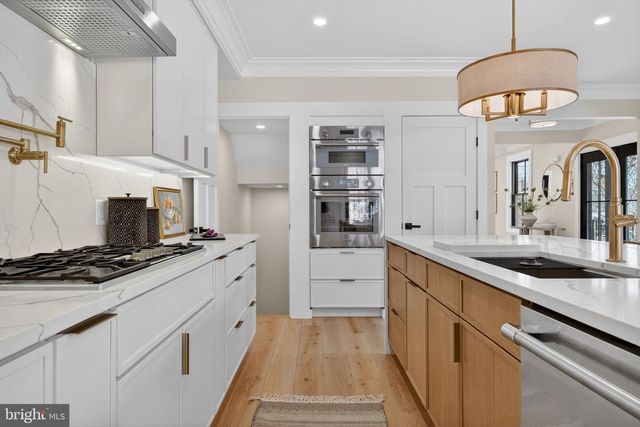 4121 MILITARY RD NW, Washington, DC 20015