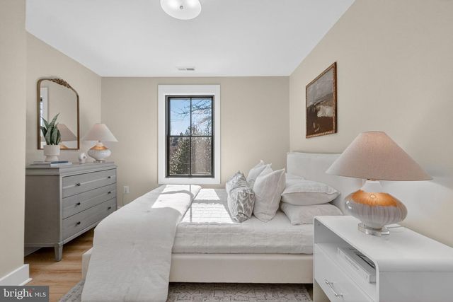 4121 MILITARY RD NW, Washington, DC 20015