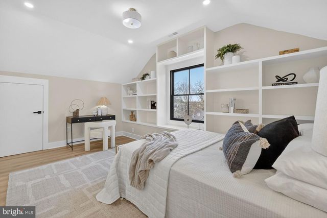 4121 MILITARY RD NW, Washington, DC 20015