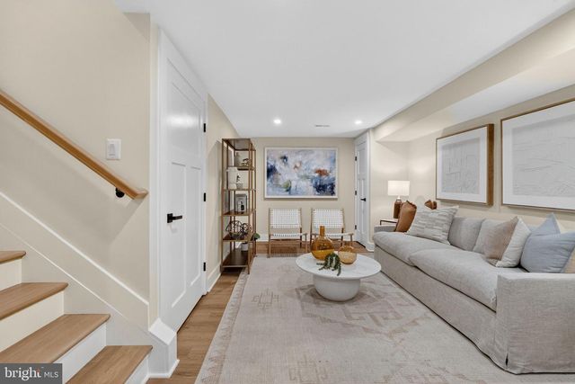 4121 MILITARY RD NW, Washington, DC 20015