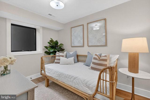 4121 MILITARY RD NW, Washington, DC 20015