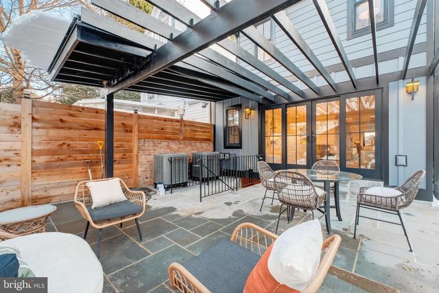 4121 MILITARY RD NW, Washington, DC 20015