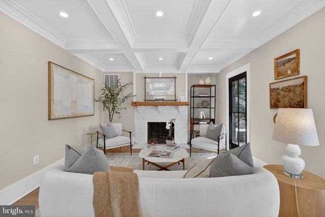 4121 MILITARY RD NW, Washington, DC 20015