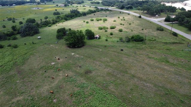 TBD Fm 957, Hallettsville, TX 77964
