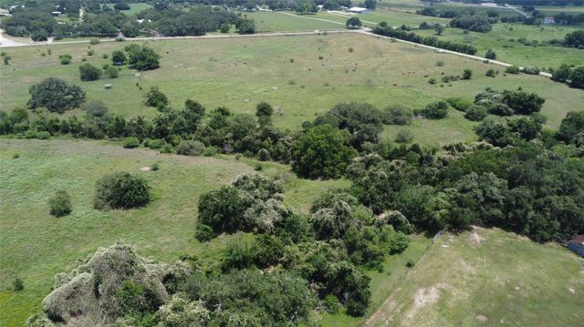 TBD Fm 957, Hallettsville, TX 77964