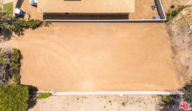 629 N Las Casas Avenue, Pacific Palisades, CA 90272