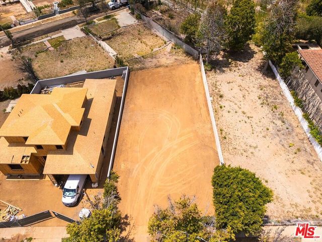 629 N Las Casas Avenue, Pacific Palisades, CA 90272