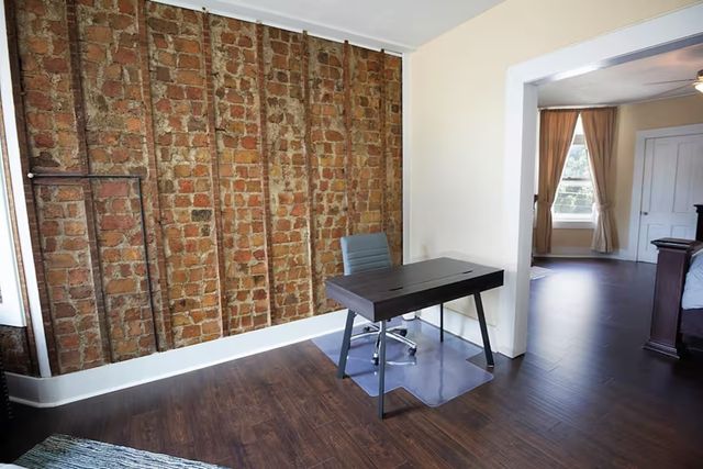 802 E Grove Street, Bloomington, IL 61701