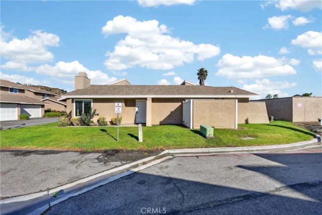 44535 La Paz A, Temecula, CA 92592