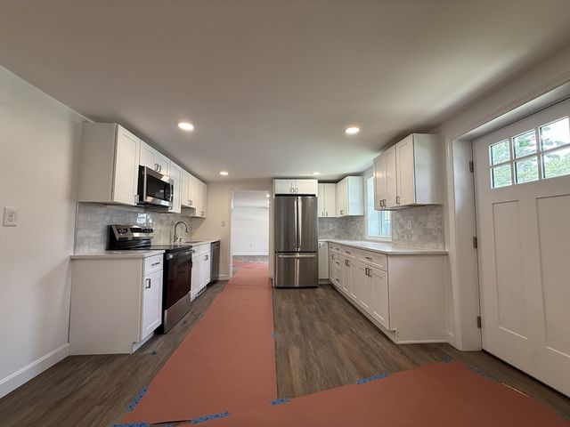 43 Buttonwood Road, Halifax, MA 02338