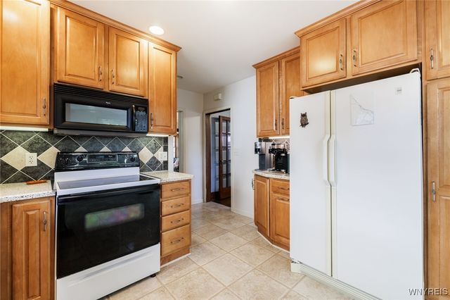 9 Kingsbury Avenue, Batavia City, NY 14020