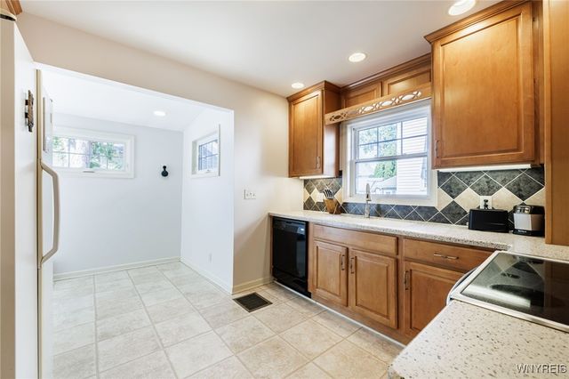 9 Kingsbury Avenue, Batavia City, NY 14020