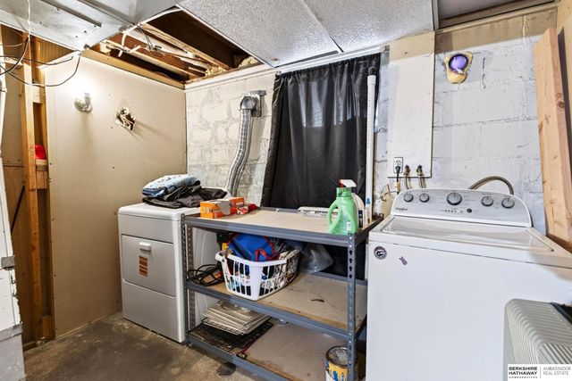 4309 S 13th Street, Omaha, NE 68107