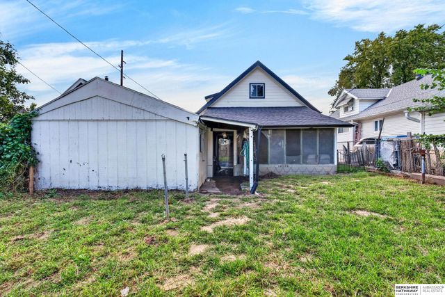 4309 S 13th Street, Omaha, NE 68107