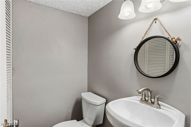4221 Princess Anne Court, Lorain, OH 44052
