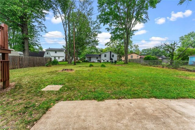4221 Princess Anne Court, Lorain, OH 44052