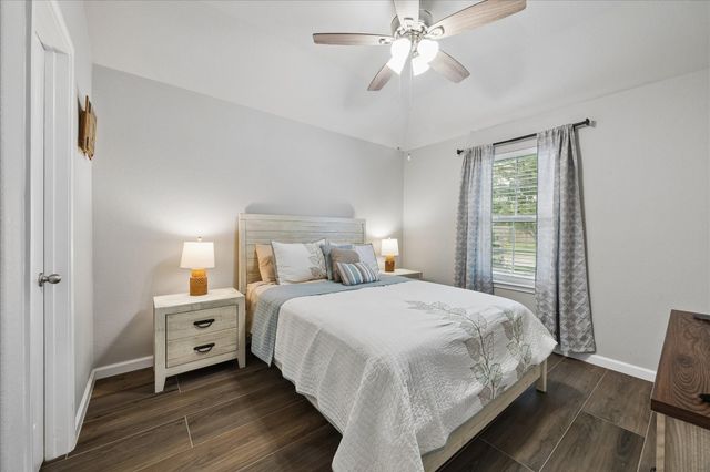 7614 Water Glen Lane, Manvel, TX 77578
