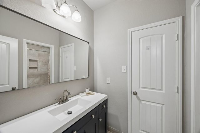 7614 Water Glen Lane, Manvel, TX 77578