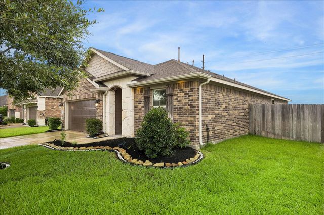 7614 Water Glen Lane, Manvel, TX 77578