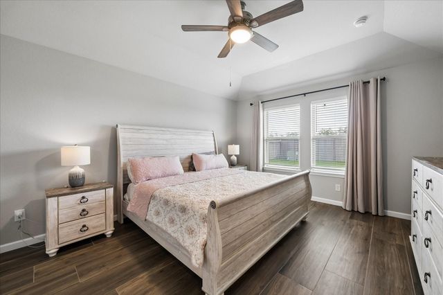 7614 Water Glen Lane, Manvel, TX 77578