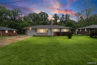 3303 Mission, Alton, IL 62002