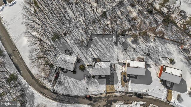 13 WOODSHIRE DR, Sicklerville, NJ 08081