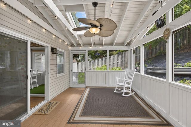 5659 LONESOME DOVE CT, Clifton, VA 20124