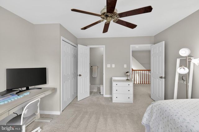 5659 LONESOME DOVE CT, Clifton, VA 20124