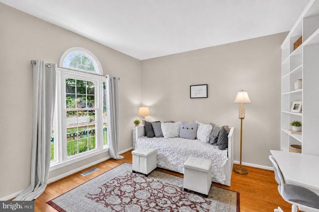 5659 LONESOME DOVE CT, Clifton, VA 20124