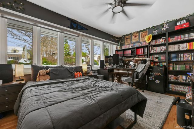 10 Lincoln Road, Scarsdale, NY 10583