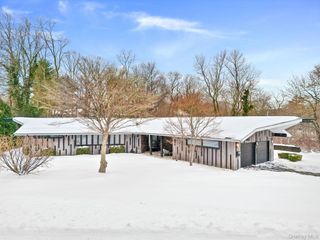 10 Lincoln Road, Scarsdale, NY 10583