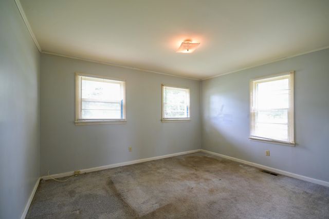 550 Bedford Road, Jeffersonville, KY 40337