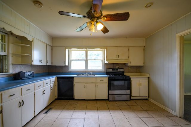 550 Bedford Road, Jeffersonville, KY 40337