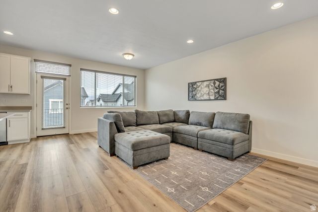 6853 S MT MEEK DR, West Jordan, UT 84081