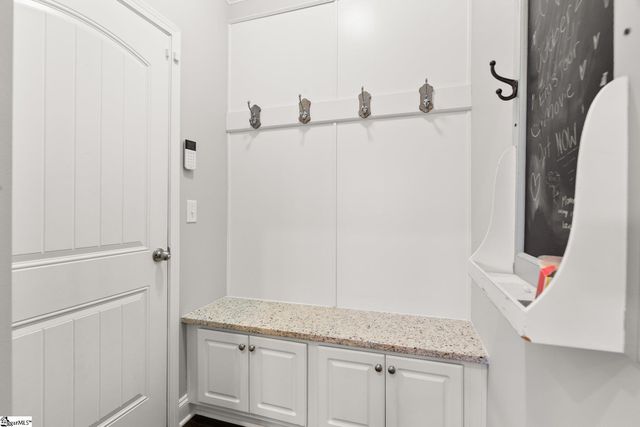 106 Common Oaks Court, Simpsonville, SC 29681