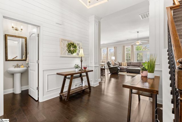 106 Common Oaks Court, Simpsonville, SC 29681