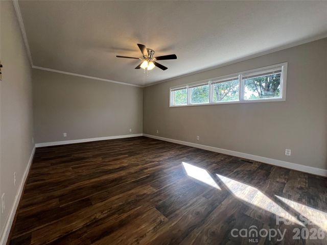280 Raintree Road, Great Falls, SC 29055
