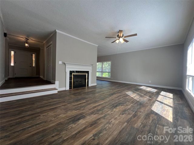 280 Raintree Road, Great Falls, SC 29055