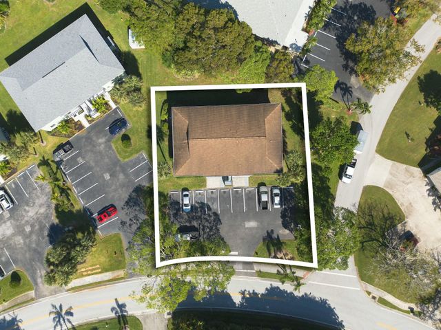 983 NW Spruce Ridge Drive 4, Stuart, FL 34994