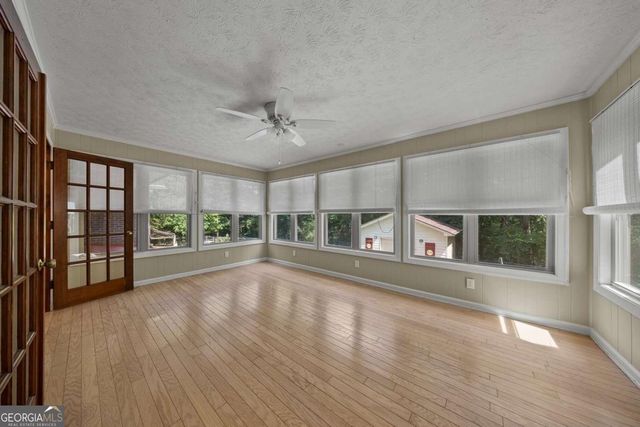 124 Shadow Lake Drive SW, Lilburn, GA 30047