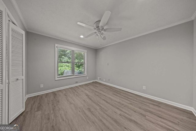 124 Shadow Lake Drive SW, Lilburn, GA 30047