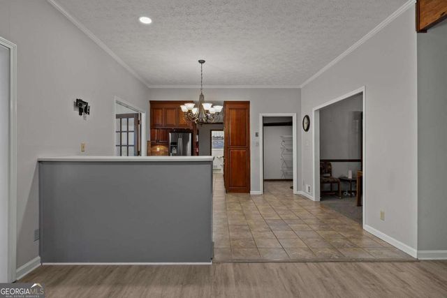 124 Shadow Lake Drive SW, Lilburn, GA 30047