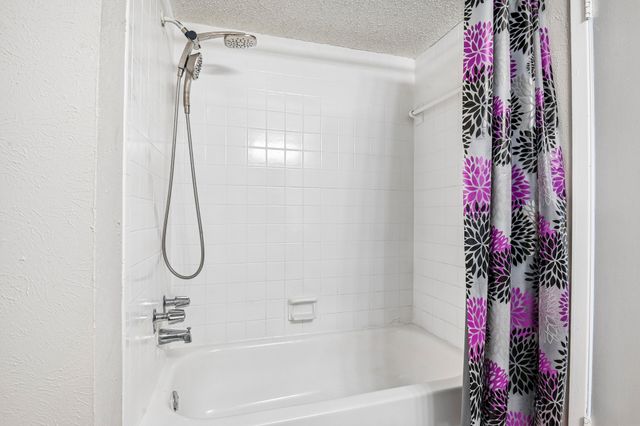 5534 Boca Raton Boulevard 292, Fort Worth, TX 76112
