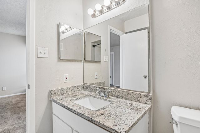 5534 Boca Raton Boulevard 292, Fort Worth, TX 76112