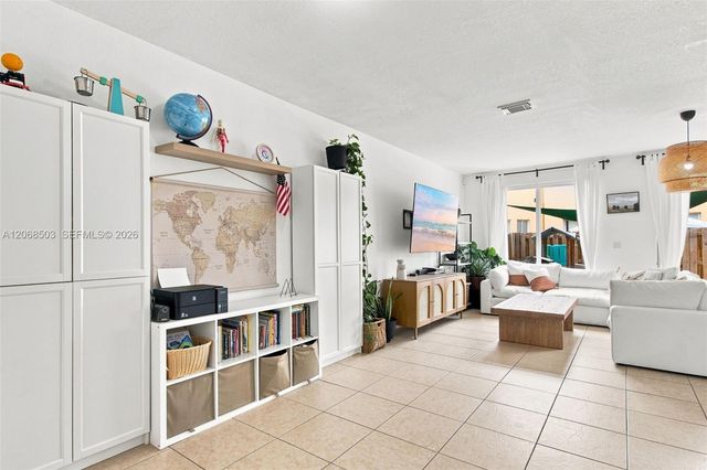 16628 SW 79th Terrace, Miami, FL 33193